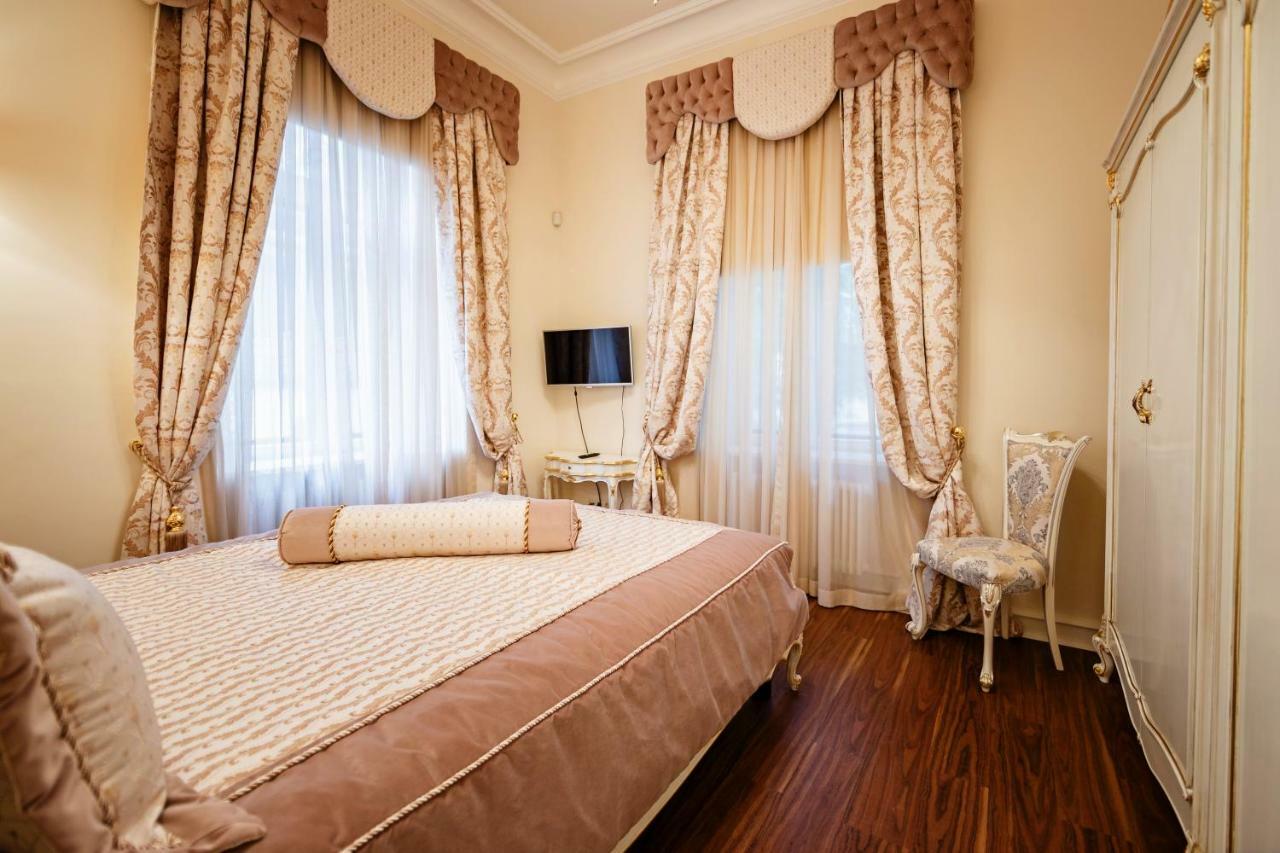 Villa Luttwitz Баден-Баден Екстер'єр фото